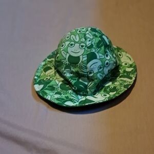 Swimbaby frog Print sun hat size small